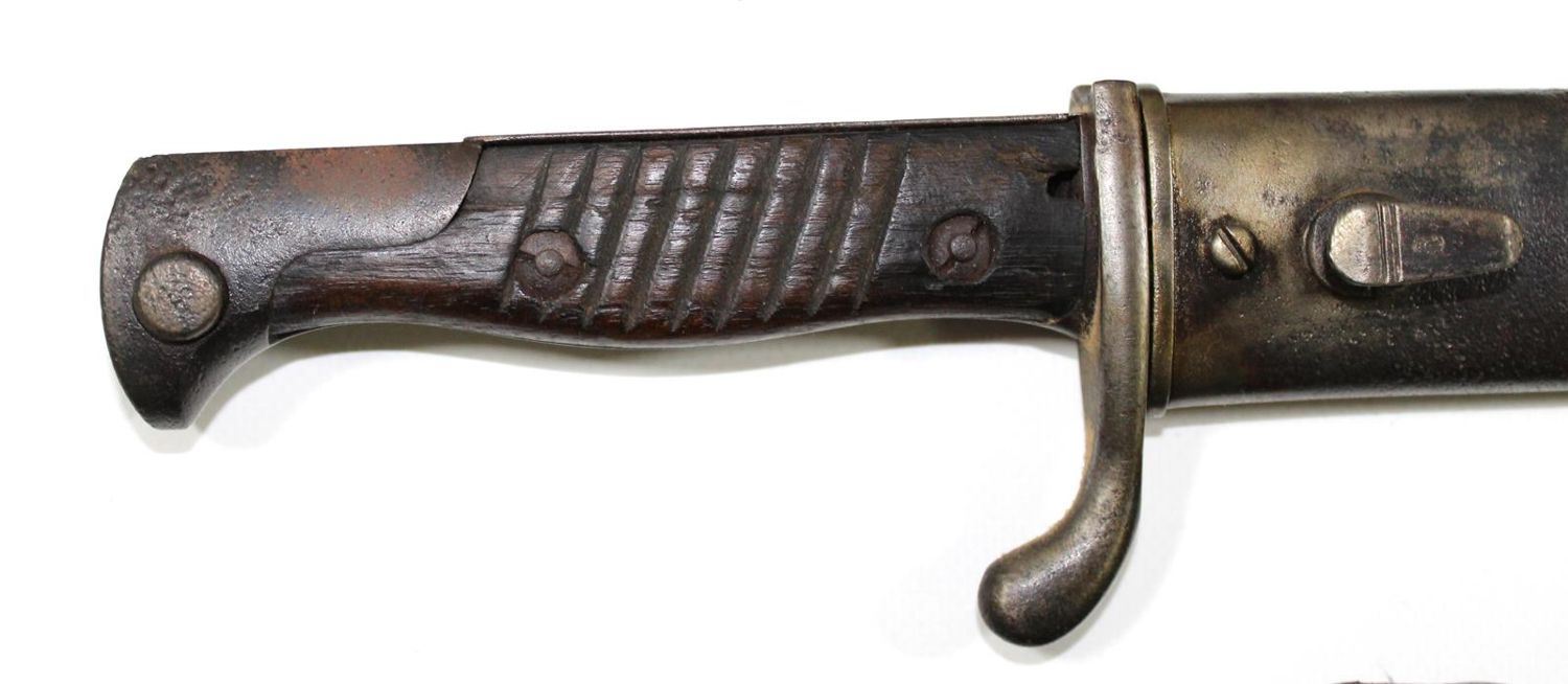 Große Abbildung Nr.3: 121-1618 Bajonette u. Degen.: (Militaria)