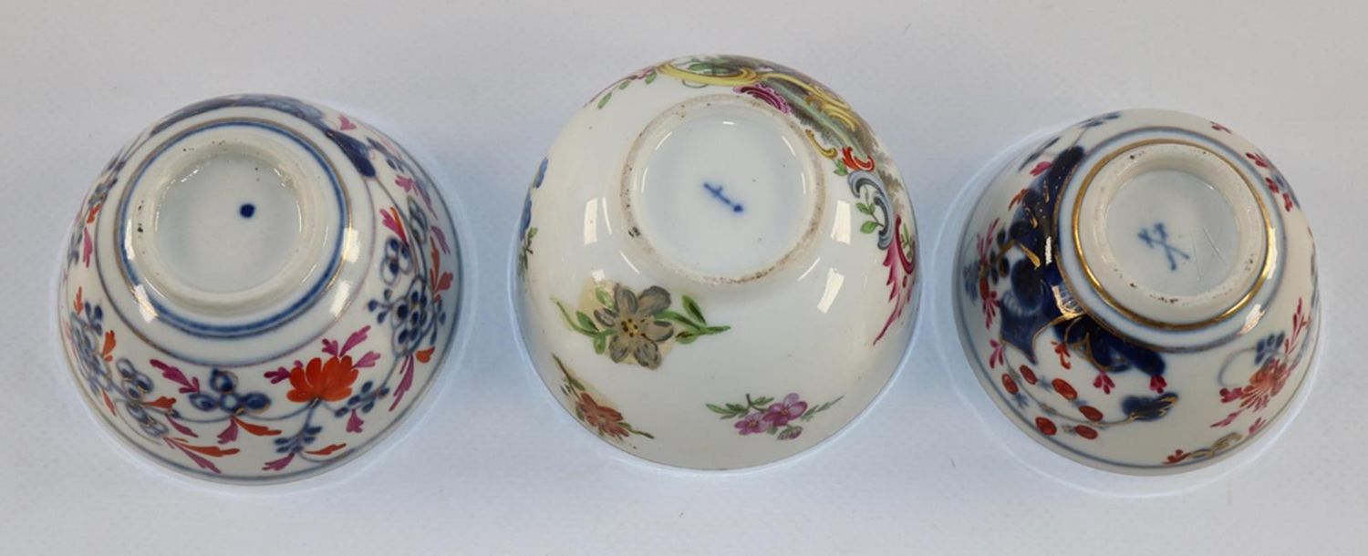 Große Abbildung Nr.3: 121-1666 Koppchen Meissen u.a.: (Porzellan u. Keramik, Meissen)