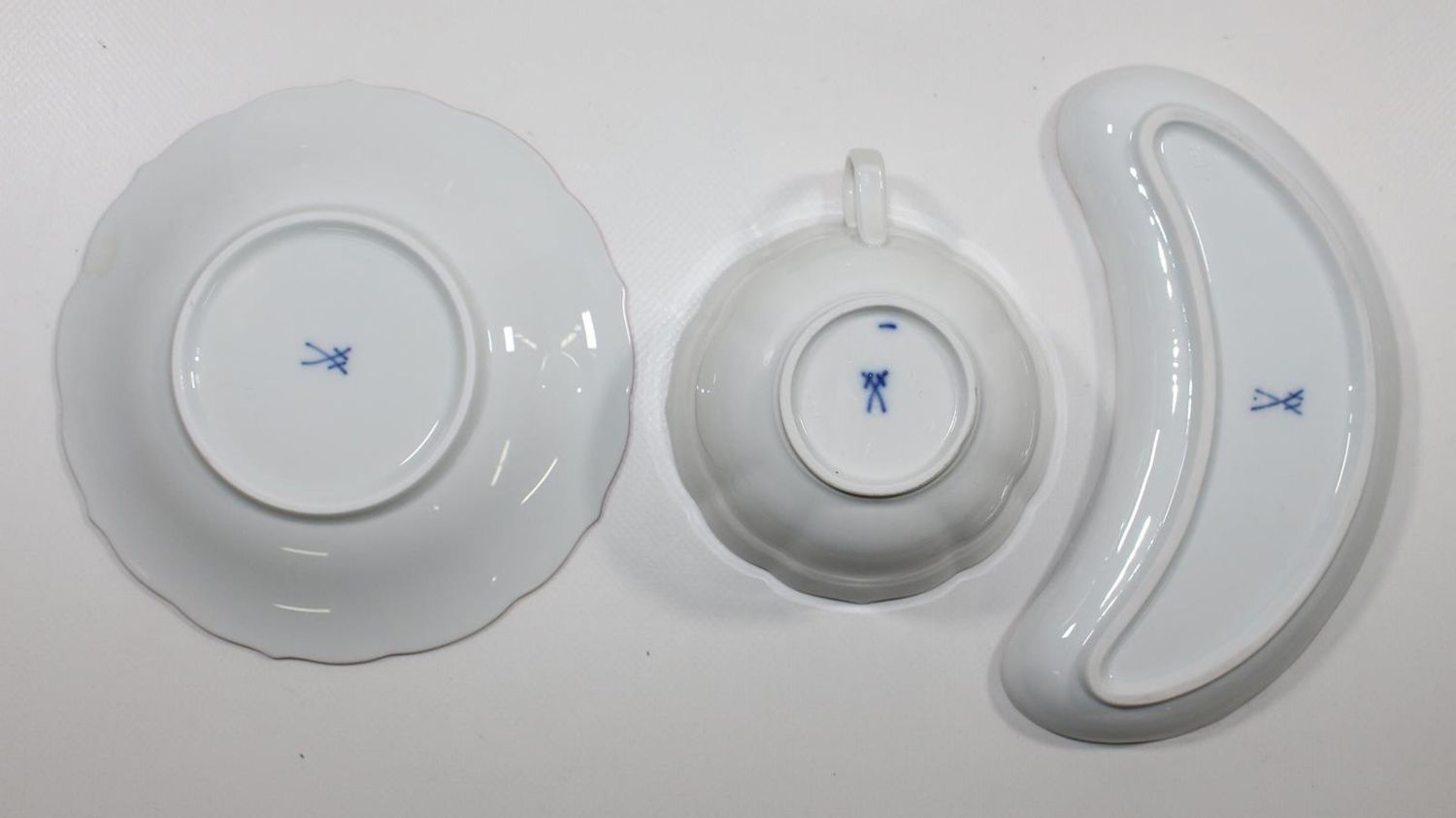 Große Abbildung Nr.4: 121-1669 Meissen Koralle 97.-tlg.: (Porzellan u. Keramik, Meissen)