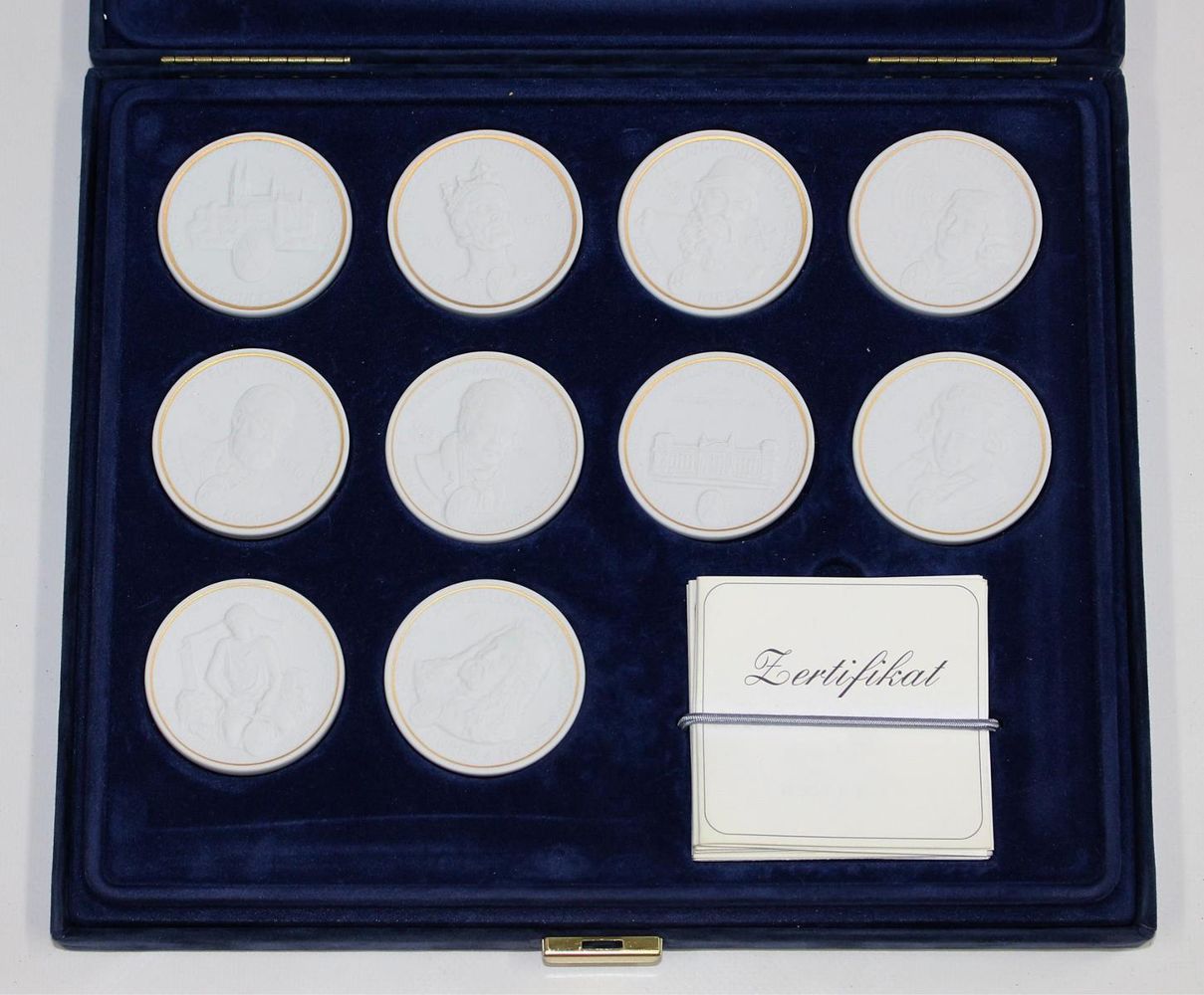 Große Abbildung Nr.3: 121-1670 Sammlung aus 87: (Porzellan u. Keramik, Meissen)