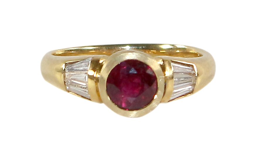 Große Abbildung Nr.1: 121-1704 Damenring 750 GG: (Schmuck, DRC Pforzheim)