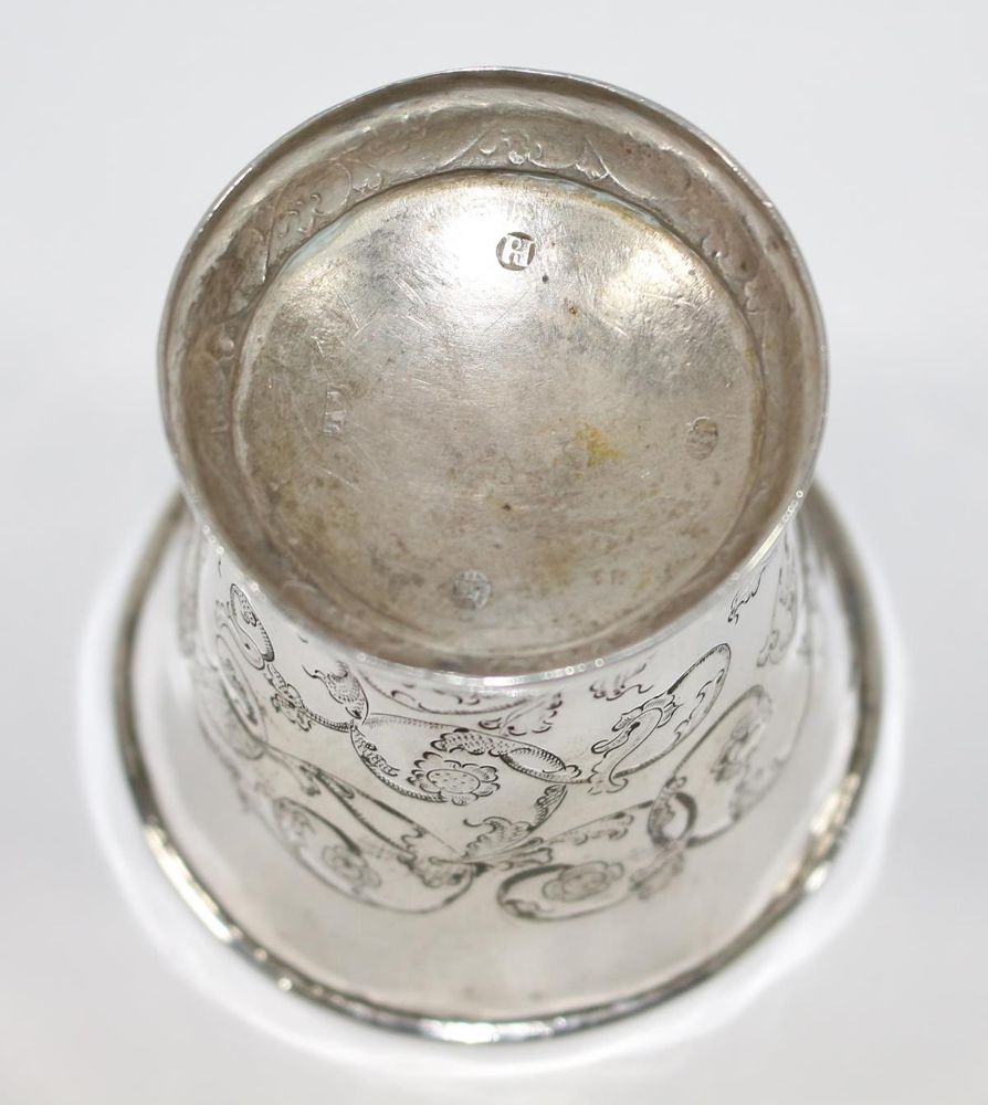 Große Abbildung Nr.2: 121-1752 Kopenhagen Silberbecher: (Silber)