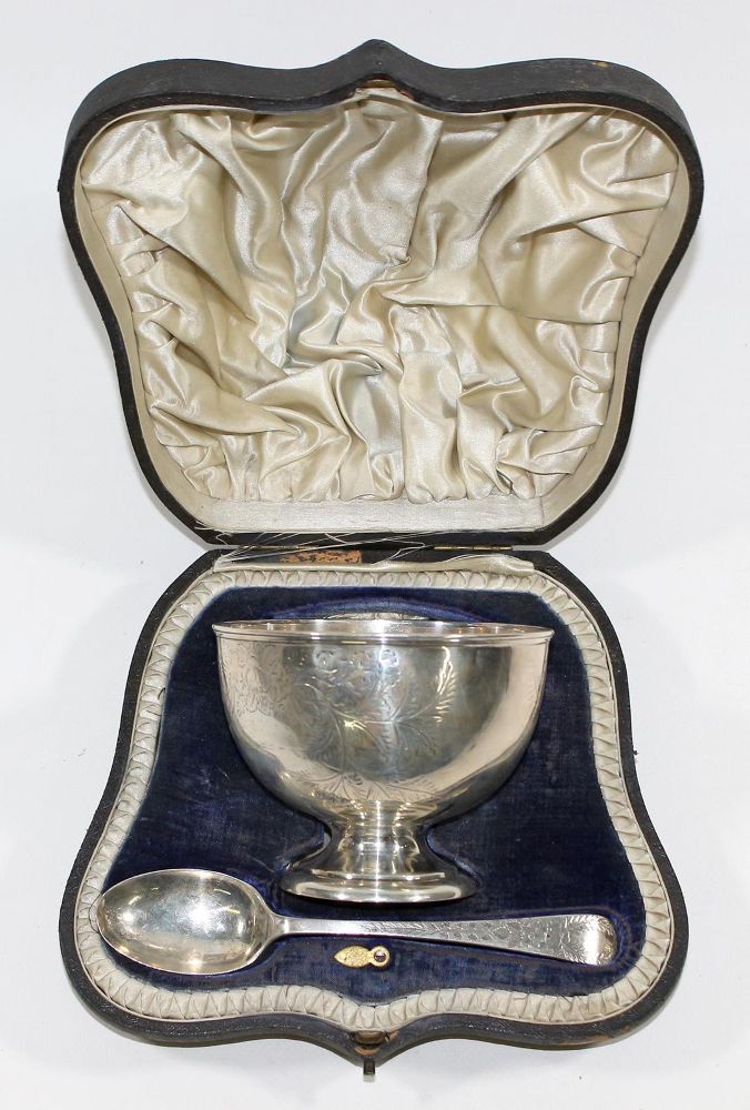 Große Abbildung Nr.1: 121-1766 Sheffield Taufset: (Silber)