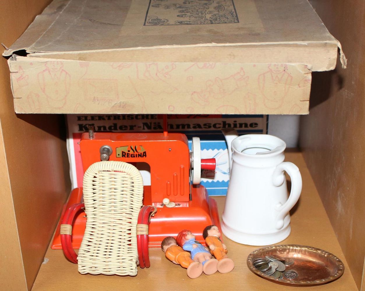 Große Abbildung Nr.10: 121-1816 Riesige Sammlung Puppenstuben u.: (Spielzeug, Puppenstuben)