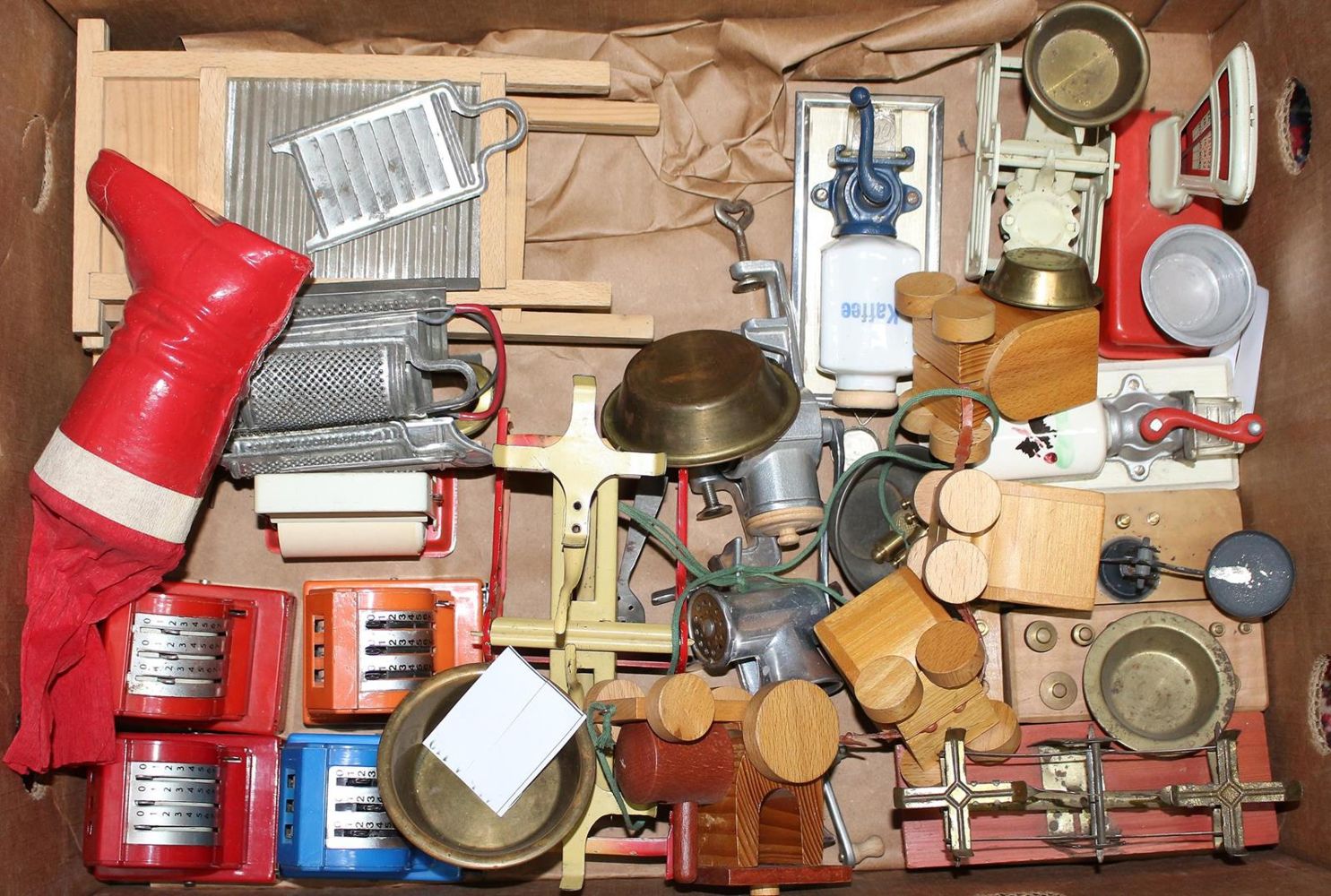 Große Abbildung Nr.14: 121-1816 Riesige Sammlung Puppenstuben u.: (Spielzeug, Puppenstuben)