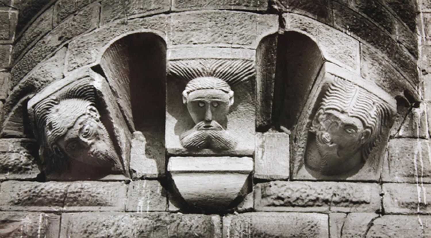 Große Abbildung Nr.1: 121-1890 Häusser, Robert: (Photographie)