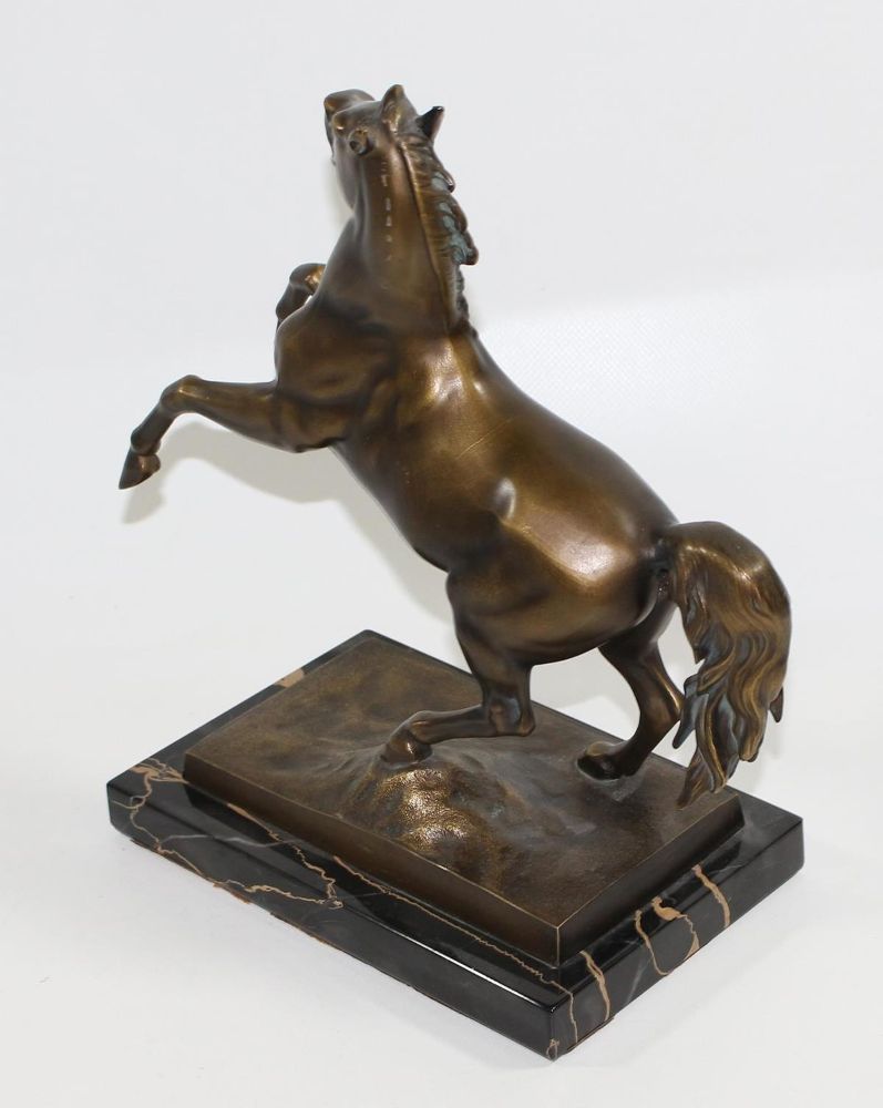 Große Abbildung Nr.3: 121-3319 Steigendes Pferd Bronze: (Künstlergraphik)