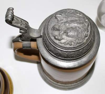 Bild Nr.4: 121-1435 5 Bierkrüge Jugendstil: (Varia, Krüge)