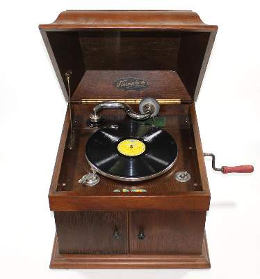 Bild Nr.1: 121-1440 Grammophon u. über 100: (Varia, Musik)