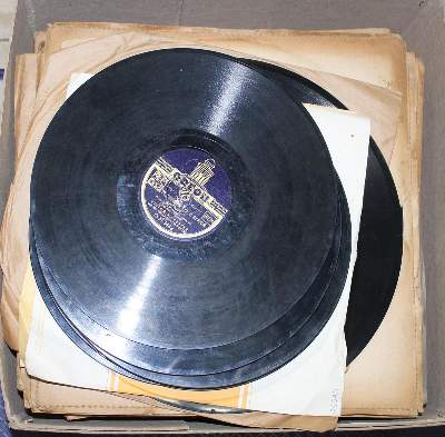 Bild Nr.4: 121-1440 Grammophon u. über 100: (Varia, Musik)