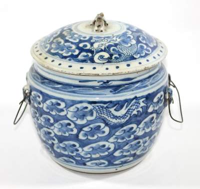 Bild Nr.1: 121-1557 China Deckelgefäß.: (Asiatika)