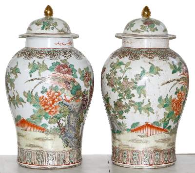 Bild Nr.2: 121-1558 China Paar Deckelvasen: (Asiatika)