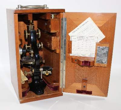 Bild Nr.7: 121-1641 Ernst Leitz Wetzlar Mikroskop: (Optik, Mikroskope)