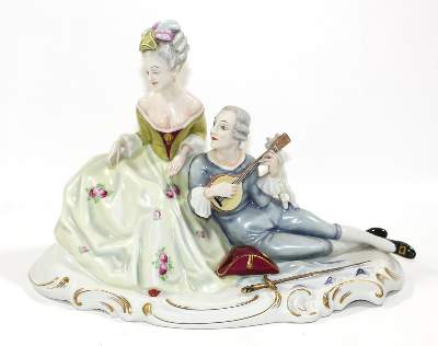 Bild Nr.1: 121-1677 Rosenthal Figurengruppe: (Porzellan u. Keramik)