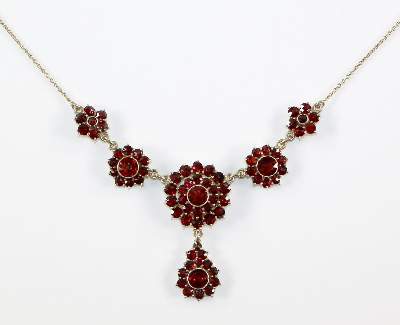 Bild Nr.1: 121-1691 Granatcollier u. Ohrstecker: (Schmuck, Collier)
