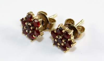 Bild Nr.2: 121-1691 Granatcollier u. Ohrstecker: (Schmuck, Collier)