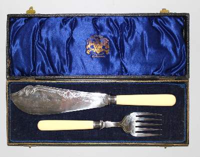 Bild Nr.2: 121-1764 Sheffield Fischbesteck Victorianisch.: (Silber)