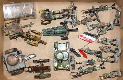 Bild Nr.2: 121-1812 Militärisches Spielzeug: (Spielzeug)