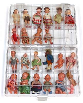 Bild Nr.1: 121-1816 Riesige Sammlung Puppenstuben u.: (Spielzeug, Puppenstuben)