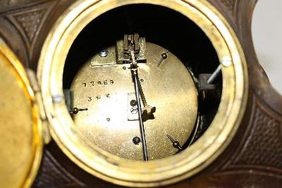 Bild Nr.3: 121-1842 Jugendstil Figurenuhr: (Uhren)