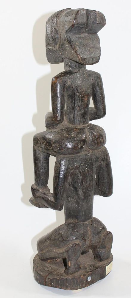 Große Abbildung Nr.3: 122-1377 Luba Hembe D.R.Kongo: (Afrika, Sammlung Wolfgang Nerlich)