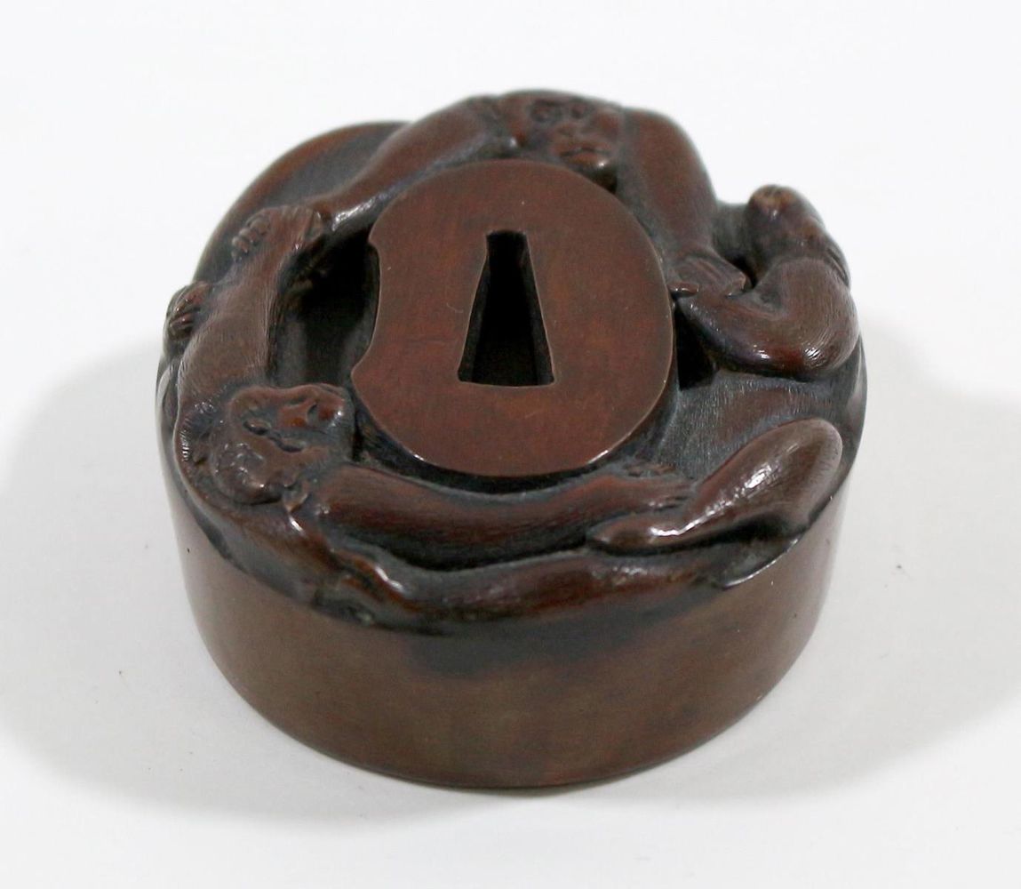 Große Abbildung Nr.2: 122-1494 Tsuba als Öllampe: (Asiatika)