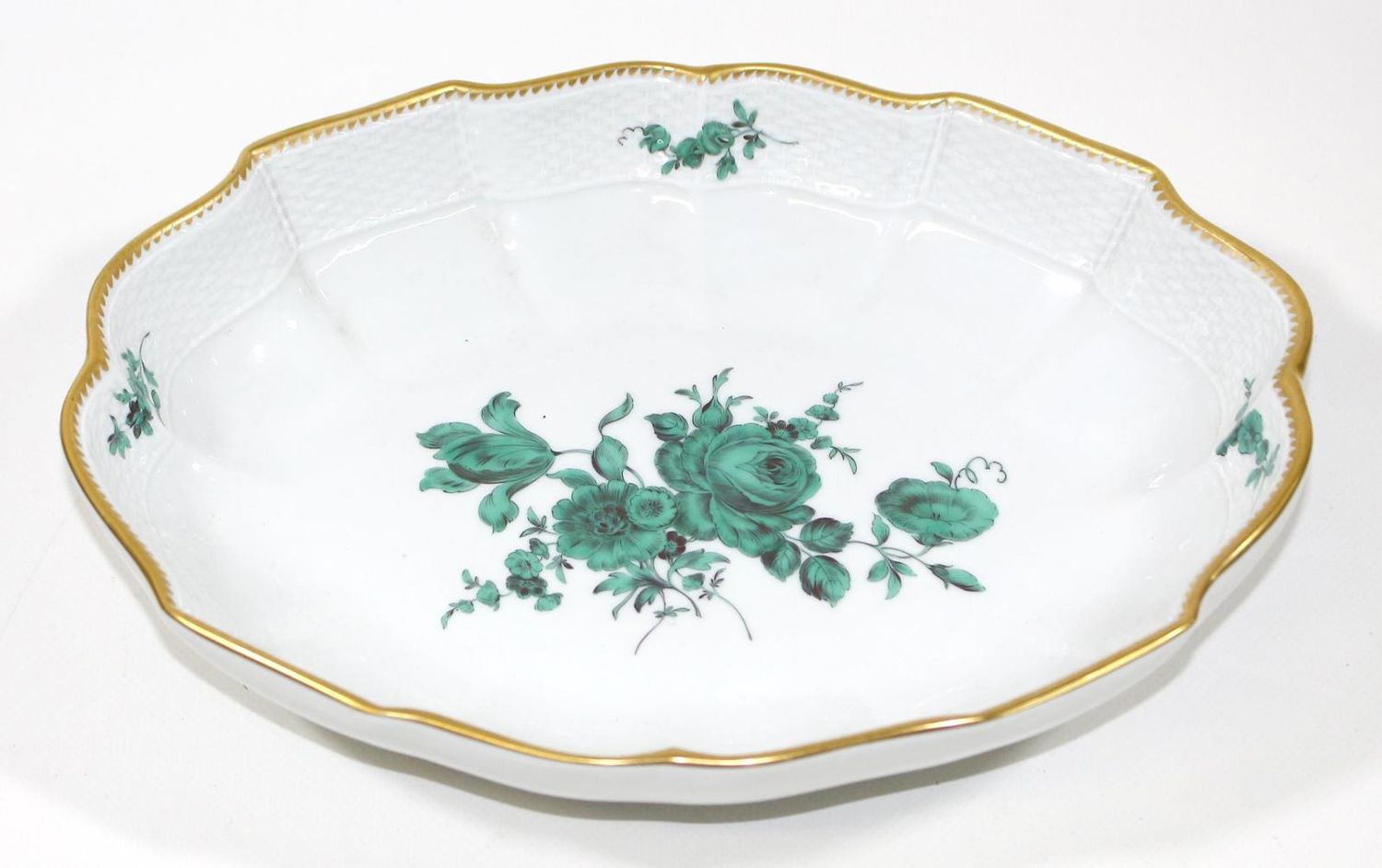 Große Abbildung Nr.1: 122-1538 Meissen Ovalschale mit: (Porzellan u. Keramik, Meissen)