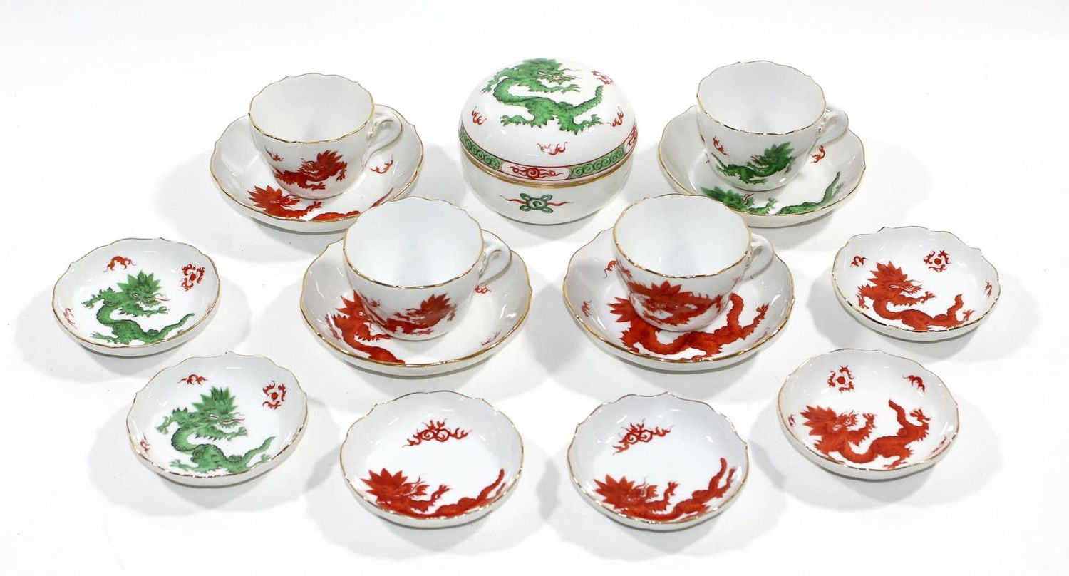 Große Abbildung Nr.1: 122-1541 Mingdrache: (Porzellan u. Keramik, Meissen)
