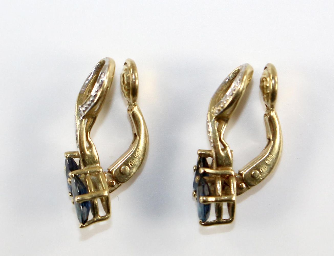 Große Abbildung Nr.2: 122-1588 Ohrclipse 585 GG.: (Schmuck, DRC Pforzheim)
