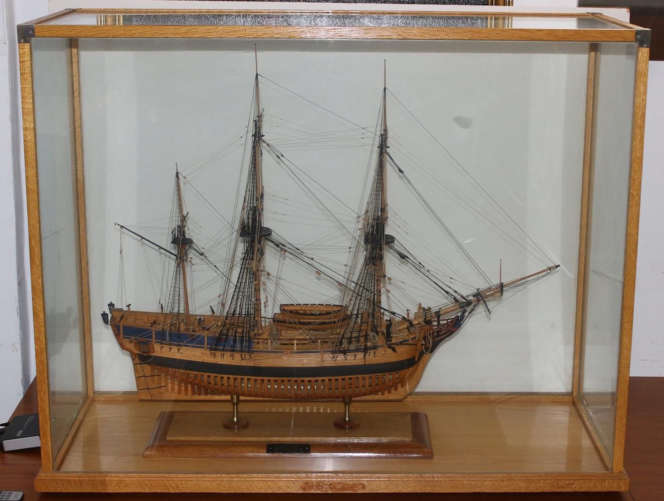 Große Abbildung Nr.2: 122-1616 Armed Transport Bounty, The.: (Seewesen, Schiffe)