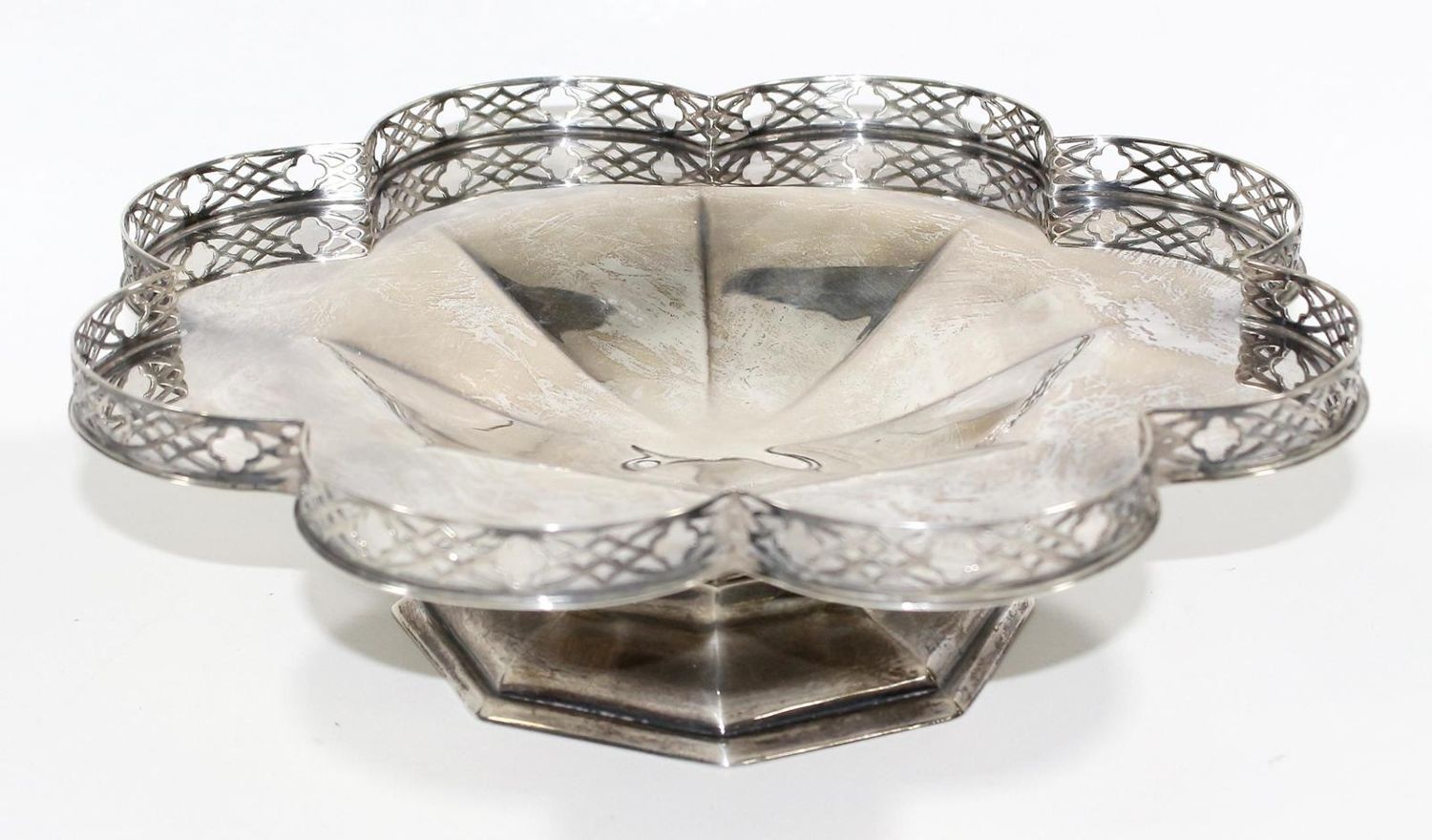Große Abbildung Nr.2: 122-1630 Sheffield Jugendstil Tazza.: (Silber)