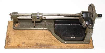 Bild Nr.2: 122-1288 Bleistiftspitzmaschine: (Varia)