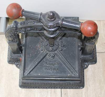 Bild Nr.2: 122-1292 Buchpresse, 19.Jhdt.: (Varia)