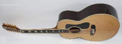 Bild Nr.2: 122-1299 Akustikgitarre: (Varia, Gitarren)