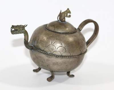 Bild Nr.1: 122-1477 Teekanne China Silber: (Asiatika)