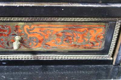 Bild Nr.9: 122-1506 Boulle Schreibtisch: (Möbel)