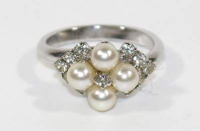 Bild Nr.1: 122-1603 Christian Dior Damenring: (Schmuck, Ringe)