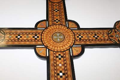 Bild Nr.2: 122-1690 Intarsienkreuz.: (Volkskunst, Religiöse Volkskunst)