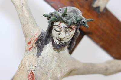Bild Nr.2: 122-1701 Standkreuz, Kreuzigungsszene: (Volkskunst, Religiöse Volkskunst)