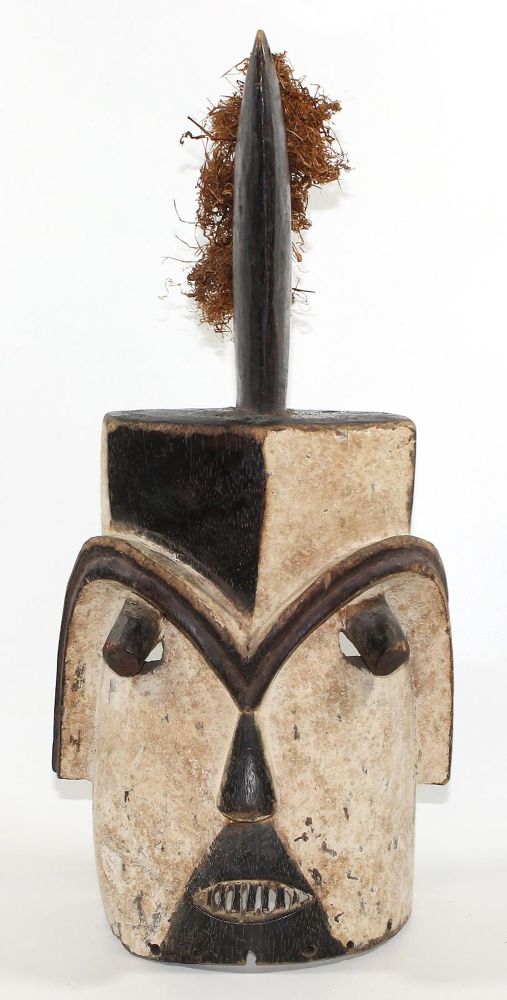 Große Abbildung Nr.2: 123-2046 Maske der Fang Gabun: (Afrika, Sammlung Nerlich München)