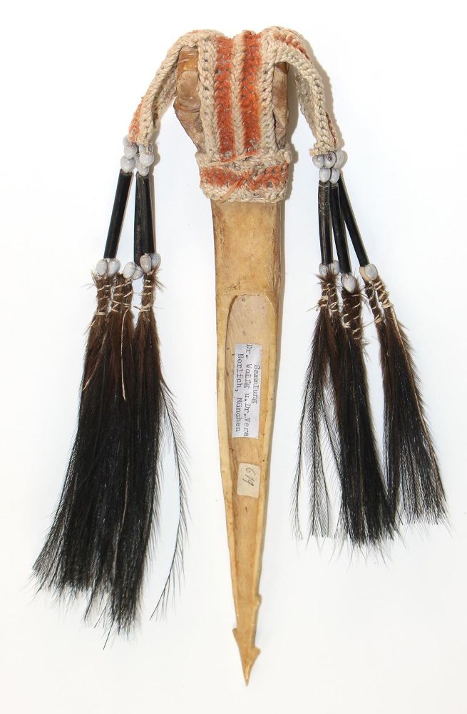 Große Abbildung Nr.2: 123-2051 Neuginea.: (Afrika, Sammlung Nerlich München)