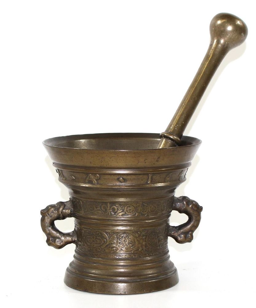 Große Abbildung Nr.1: 123-2138 Barockmörser: (Apothekenwesen, Mörser)