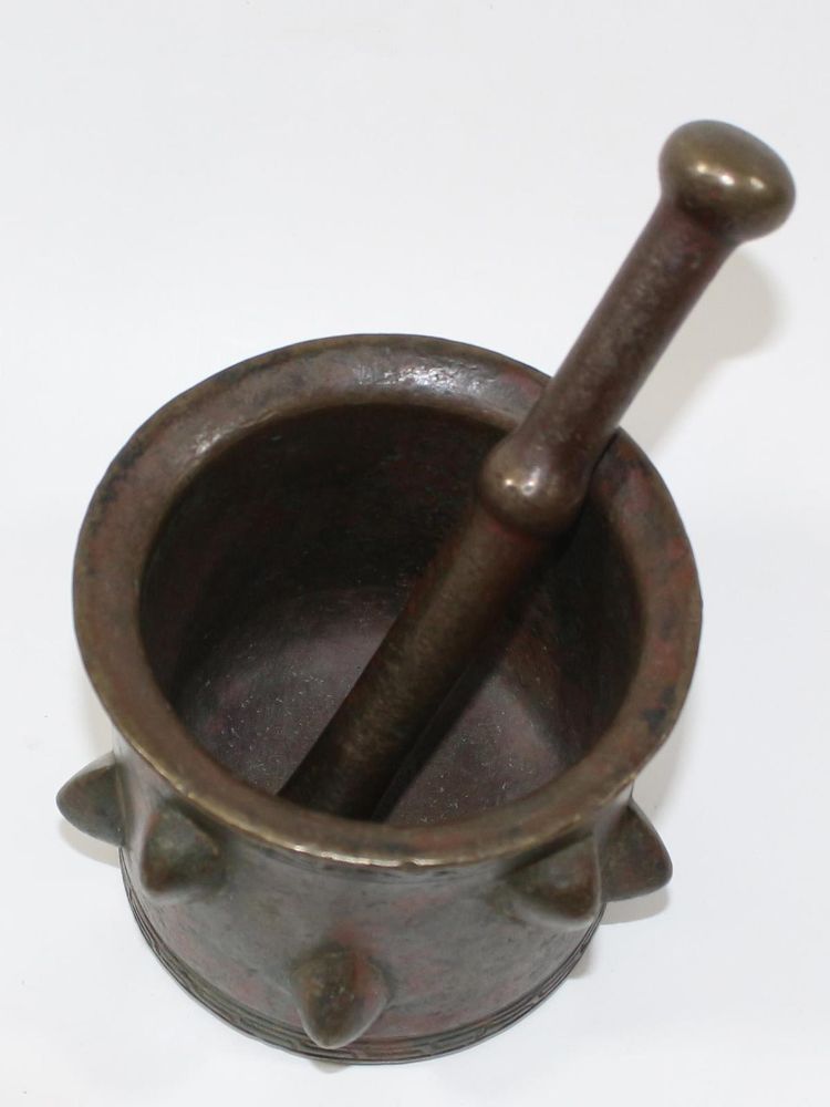 Große Abbildung Nr.2: 123-2156 Rippenmörser,: (Apothekenwesen, Mörser)