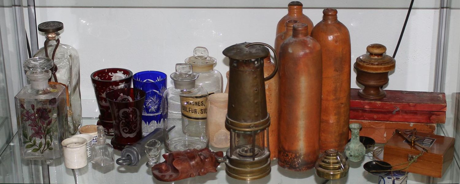 Große Abbildung Nr.9: 123-2173 Schöne Sammlung: (Apothekenwesen)
