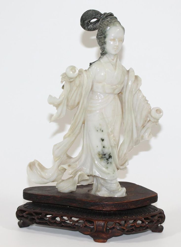 Große Abbildung Nr.1: 123-2194 Edelsteinskulptur China.: (Asiatika)
