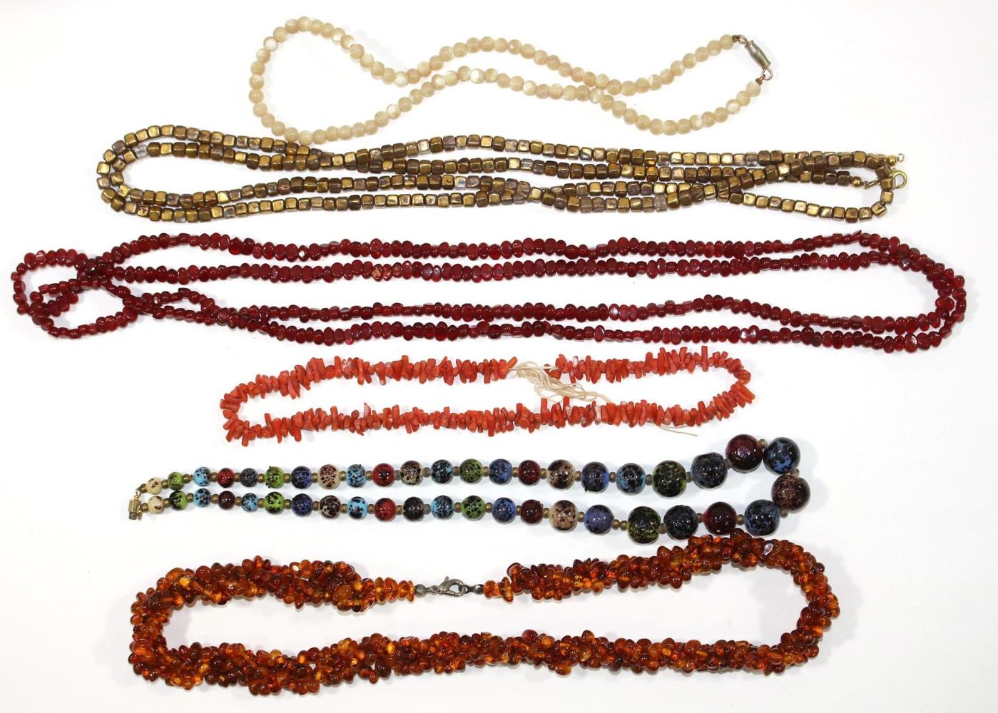 Große Abbildung Nr.2: 123-2390 Edelsteinketten Slg.: (Schmuck, Sammlungen)