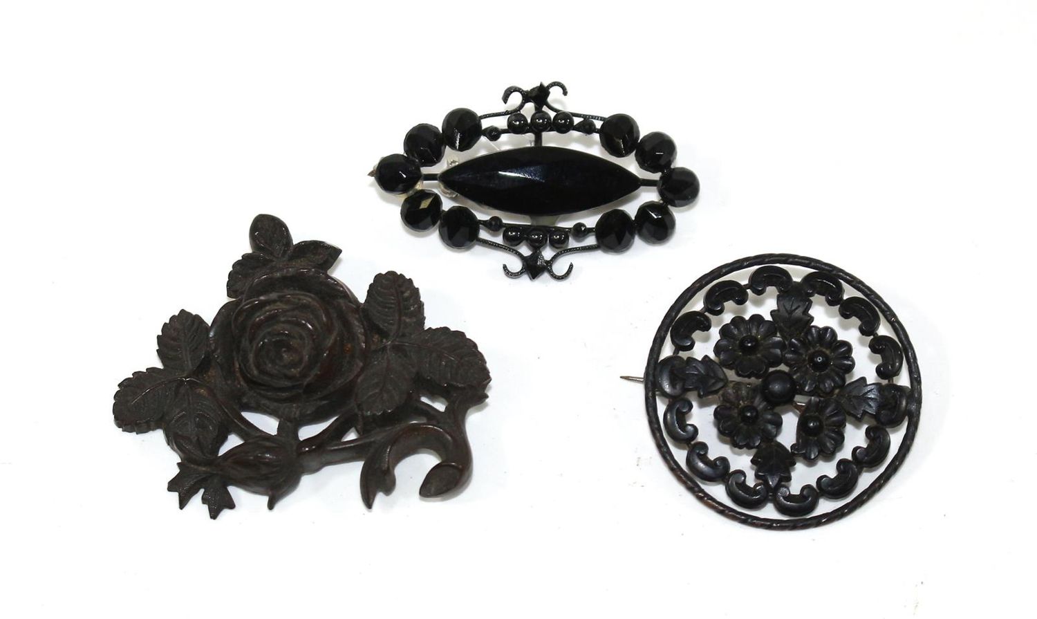 Große Abbildung Nr.1: 123-2401 Trauerschmuck Sammlung: (Schmuck, Sammlungen)