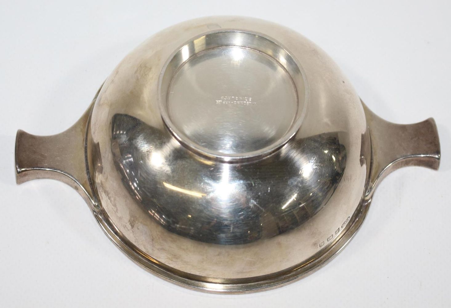 Große Abbildung Nr.2: 123-2404 Art Deco Henkelschälchen: (Silber)