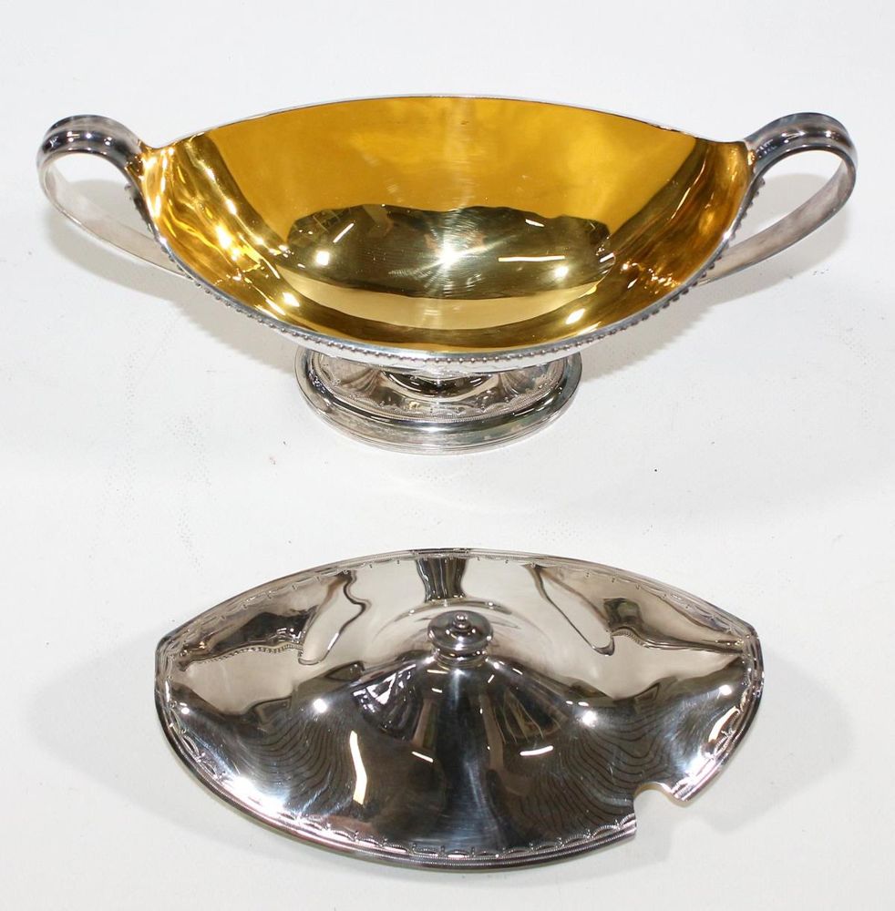 Große Abbildung Nr.2: 123-2436 Sauciere Sheffield: (Silber)