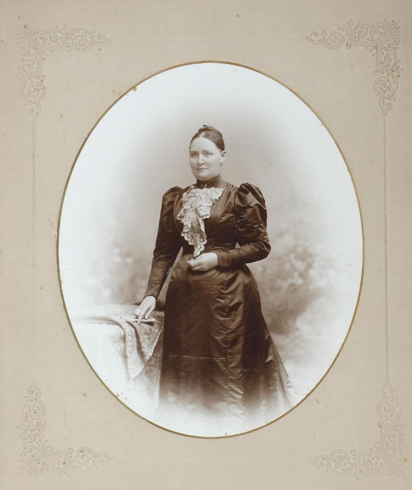 Große Abbildung Nr.2: 123-2550 Portrait.: (Photographie)